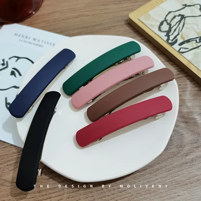 Pince à cheveux givrée à l'arr - Hair Care Korean Products avis et prix